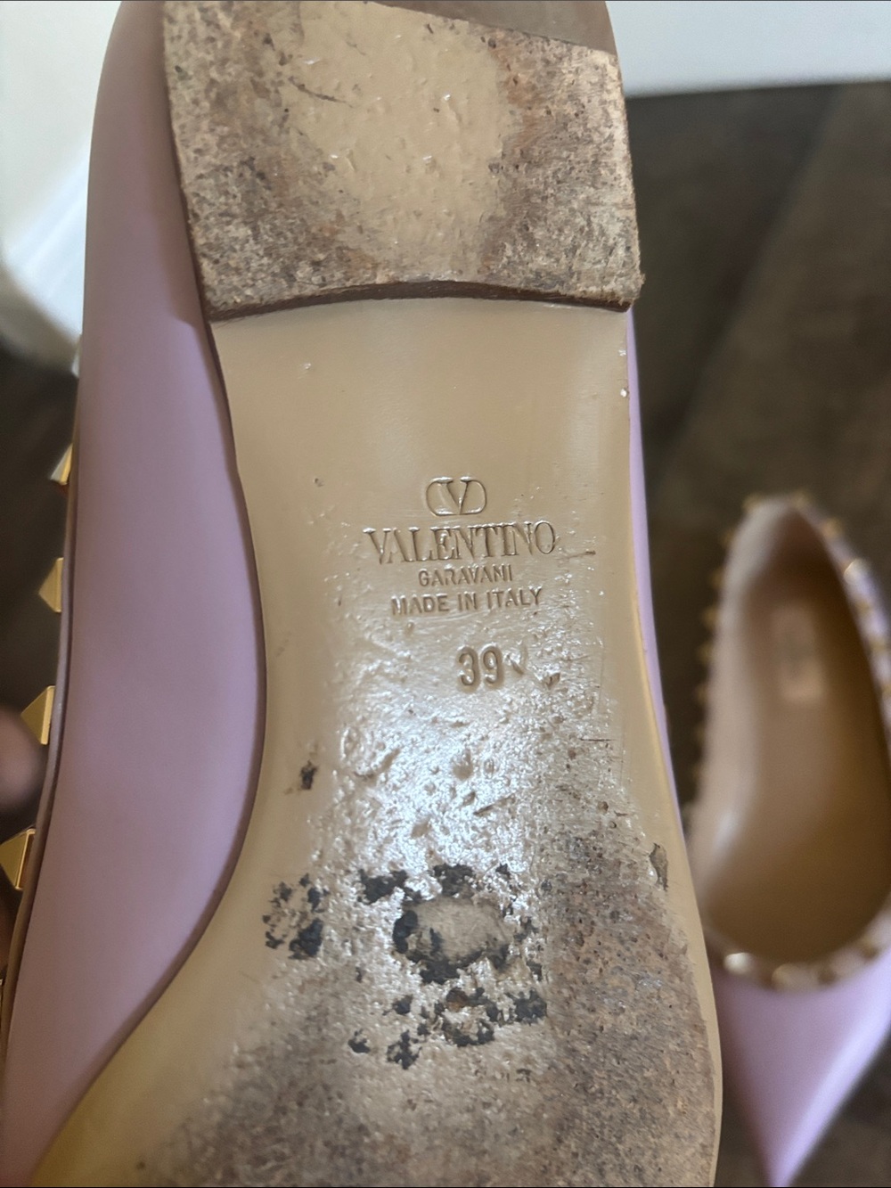 Valentino Garavani Rockstud Ballet Flats in lavender leather colorway - Picture 15 of 17